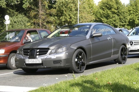 Nuevas fotos espía del Mercedes Clase E Coupé