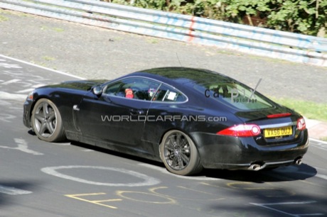 Jaguar XK híbrido