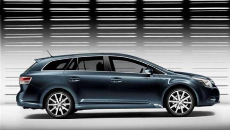 Nuevo Toyota Avensis, se filtran las primeras fotos