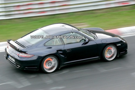 Más fotos espía del nuevo Porsche 911 Turbo
