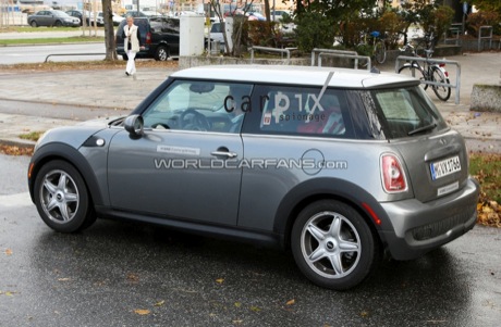 Nuevo MINI eléctrico, fotos espía sin camuflaje