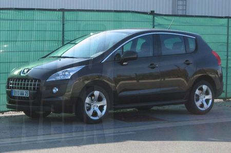 Peugeot 3008, fotos espía al descubierto