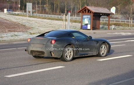 Nuevas fotos espía del posible Ferrari Dino