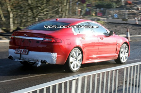 Fotos espía finales del Jaguar XF-R