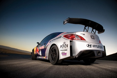 Hyundai Genesis Coupé Rhys Millen Racing, ¿drift?