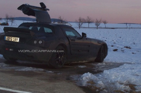 Mercedes SLC Gullwing con problemas eléctricos