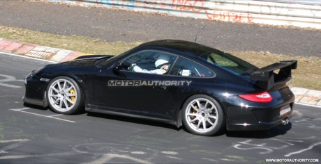 Más fotos espía del renovado Porsche 911 GT2