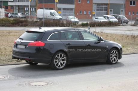 Opel Insignia OPC Sport Tourer, fotos espía