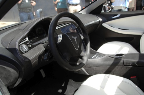 Así es el Tesla Model S, fotos en vivo al descubierto