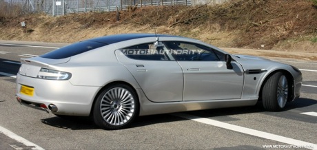 En blanco y con claridad: Aston Martin Rapide