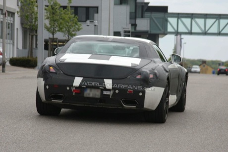 Mercedes SLS AMG