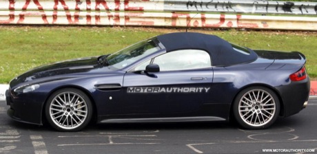 Aston Martin V12 Vantage Roadster