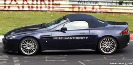 También desde Nürburgring: Aston Martin V12 Vantage Roadster