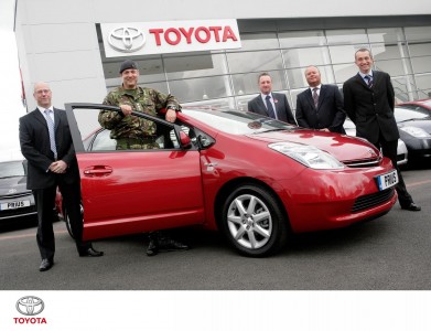 El Toyota Prius se alista en el ejército