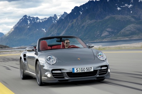 Renovado Porsche 911 Turbo y 911 Turbo Cabrio, presentados