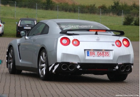 Nissan GT-R Spec M: primeras fotos espía