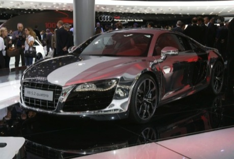 Audi R8 5.2 FSI cromado, desde Frankfurt