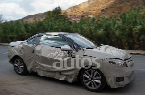 Renault Mégane CC, fotos espía