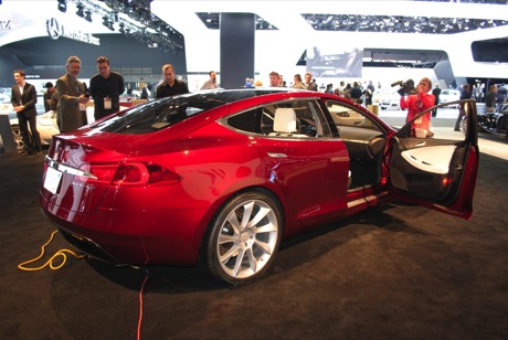 En directo: Tesla Model S, en rojo vivo