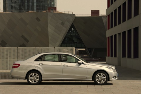 Mercedes Clase E Limusina: ¡oficial!