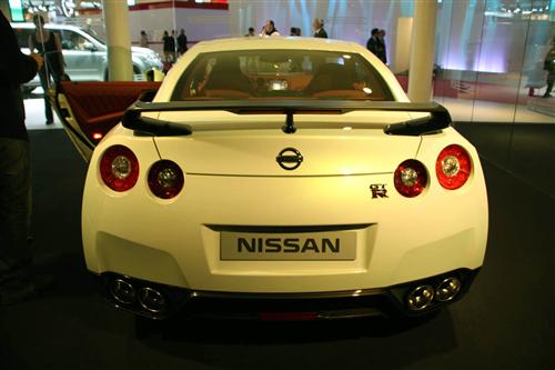 Nissan GT-R 2012, desde París