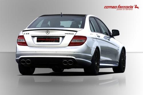 Mercedes C63 AMG por Romeo Ferraris