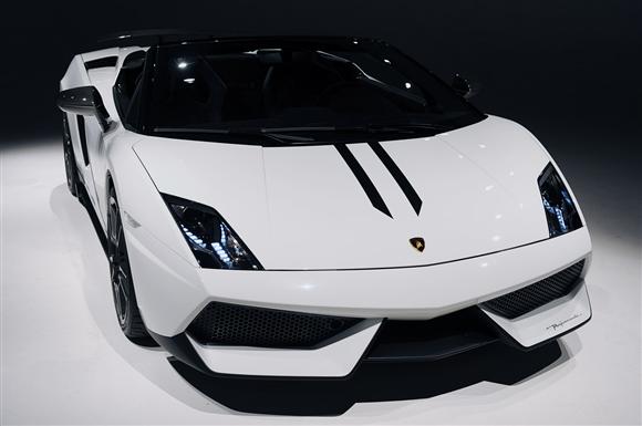 Salón de Los Ángeles: Lamborghini Gallardo LP 570-4 Spyder Performante, en vivo