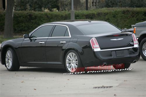 Nuevo Chrysler 300C, totalmente al descubierto