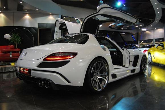 Mercedes SLS AMG por FAB Design, en vivo