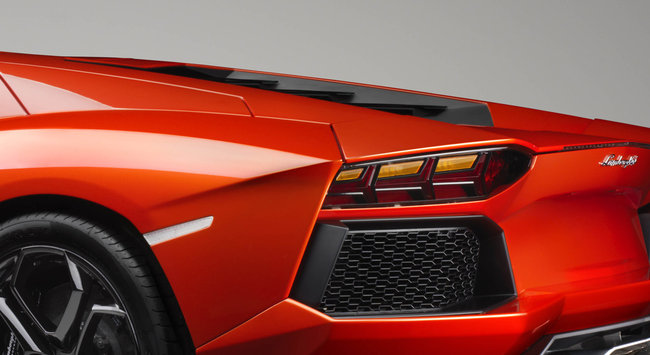 Lamborghini Aventador, desvelado prácticamente al completo