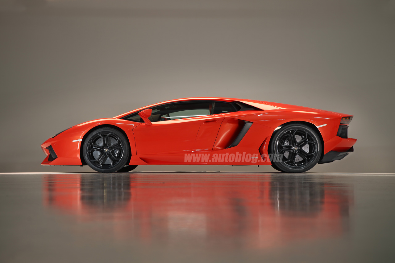 Lamborghini Aventador, desvelado prácticamente al completo