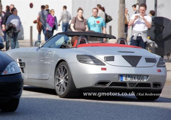 Mercedes SLS AMG Roadster, fotos a cielo descubierto