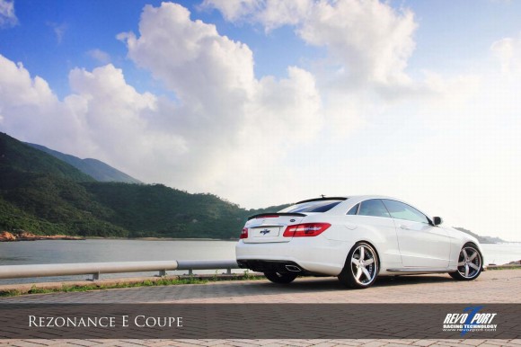 Mercedes Clase E Coupe por RevoZport