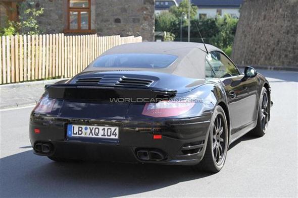 Nuevo Porsche 911 Turbo Cabrio, fotos espía