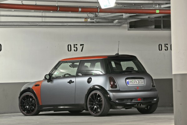 CoverEFX nos muestra su peculiar MINi Cooper S R53