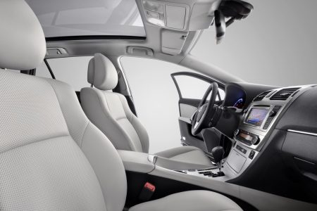 Frankfurt 2011: Toyota presenta el restyling del Avensis