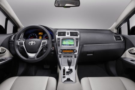 Frankfurt 2011: Toyota presenta el restyling del Avensis