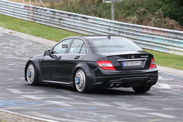 Mercedes C 63 AMG Black Series, al descubierto