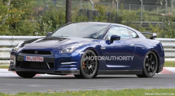 2013 Nissan GT-R, una bestia muy a tener en cuenta