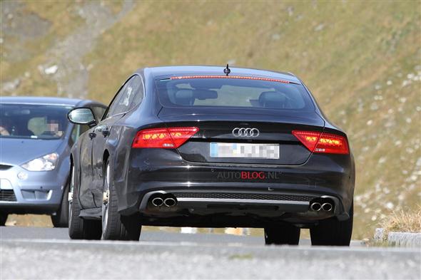 Audi RS7, nuevas fotos espía y más información
