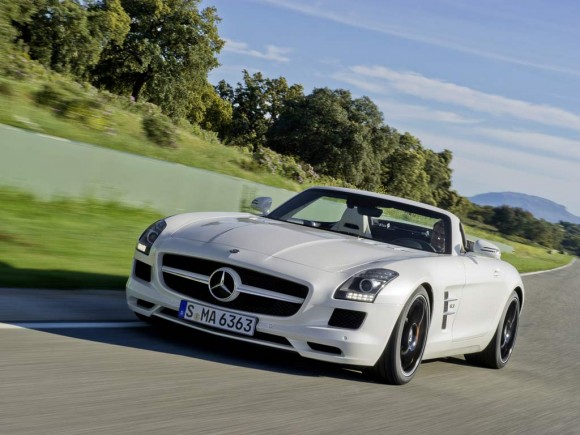 Hazte con un Mercedes SLS Roadster por tan sólo 226.000 euros