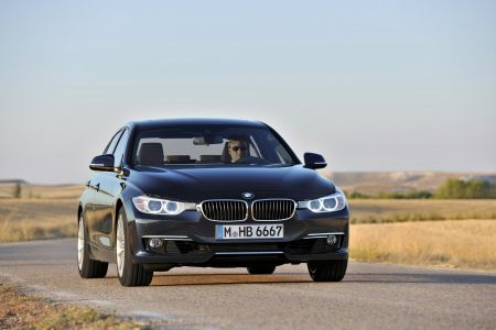 BMW Serie 3 F30: equipamiento, motorizaciones y galería