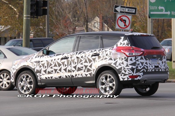 2013 Ford Kuga, nuevas fotos espía