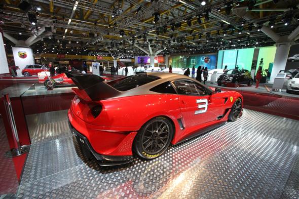 2011 Salón de Bolonia: Ferrari 599XX EVO