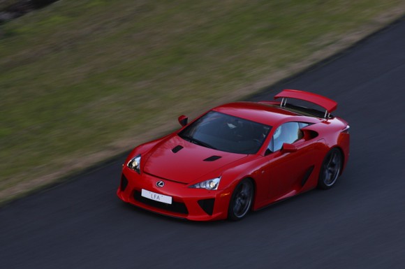 Desembarca en España el primer Lexus LFA