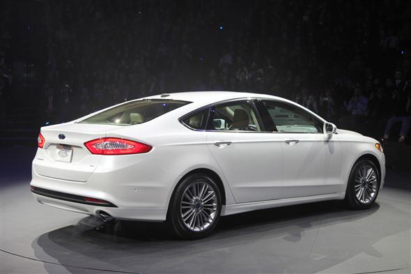 Detroit 2012: Ford Fusion
