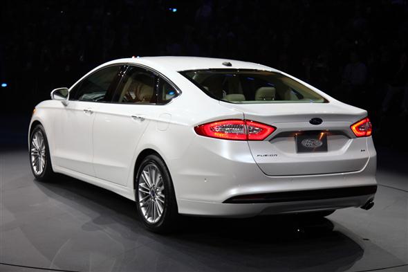 Detroit 2012: Ford Fusion