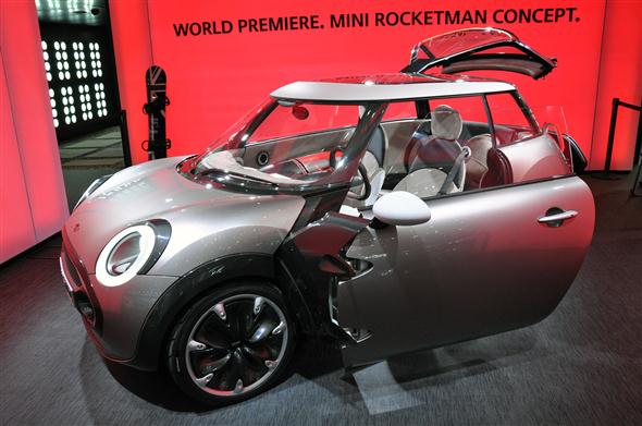 07-mini-rocketman-geneva-1299053214