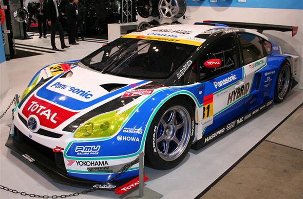 official_toyota_prius_gt300_racer_002