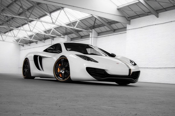 Wheelsandmore nos muestra su McLaren MP4-12C de 666 caballos